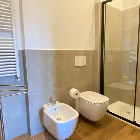 Urban Nest Red Carpet