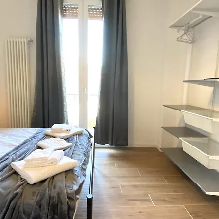 Urban Nest Red Carpet ボローニャ