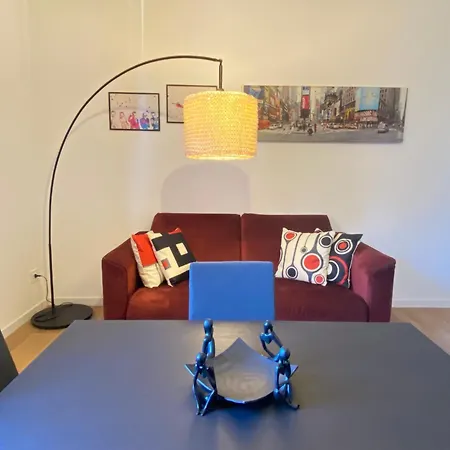 Urban Nest Red Carpet Гостевой дом Болонья