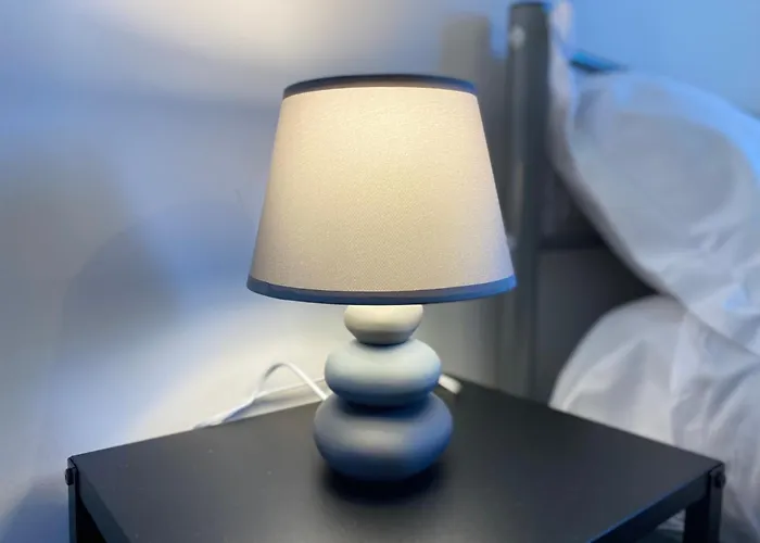 Urban Nest Red Carpet