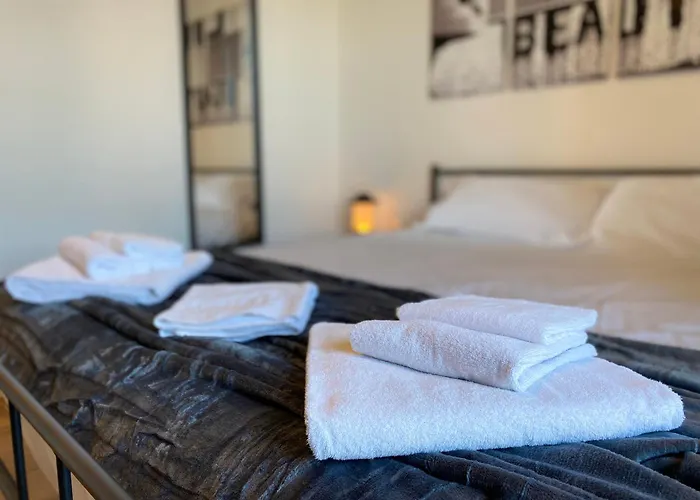 Guest house Urban Nest Red Carpet 3*