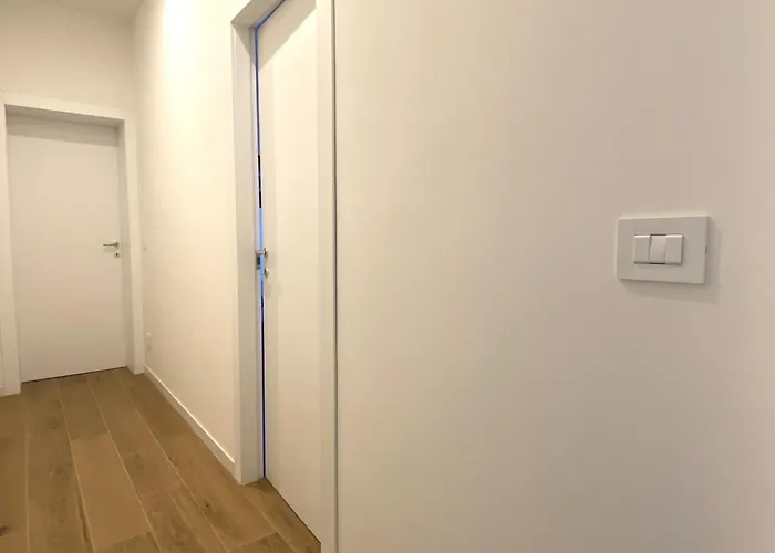 Guest house Urban Nest Red Carpet 3*